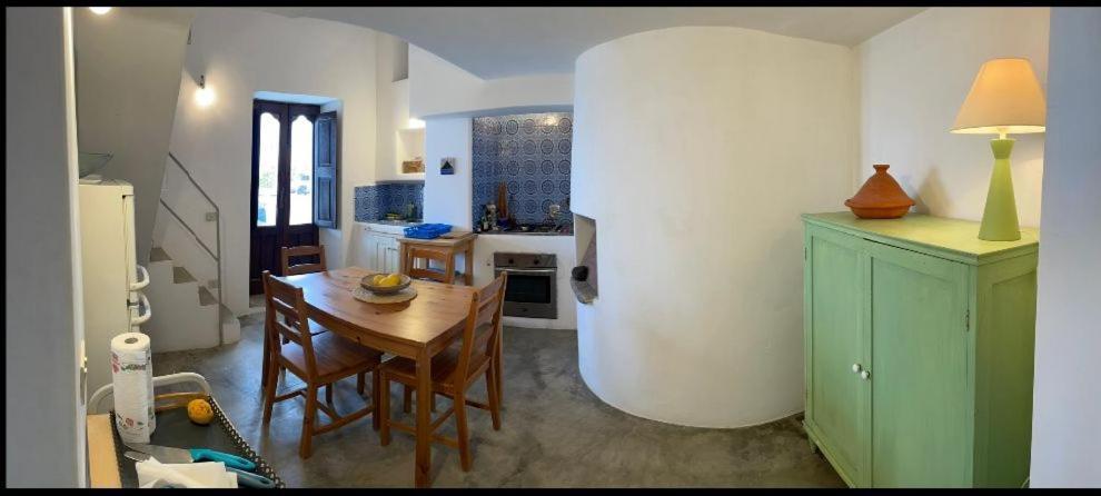 Appartement Limoneto à Stromboli Extérieur photo